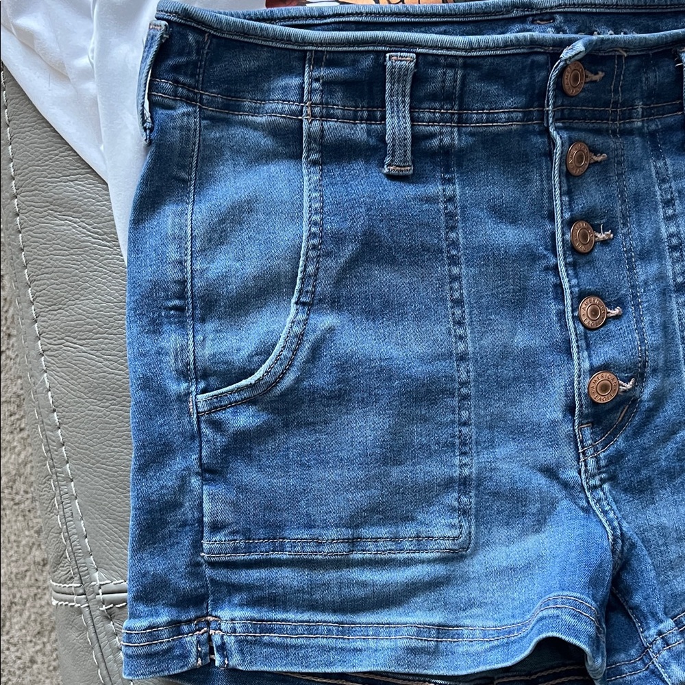 American Eagle Ne(x)t Level Stretch Super Hi-Rise Shortie size 12 - Picture 3 of 6